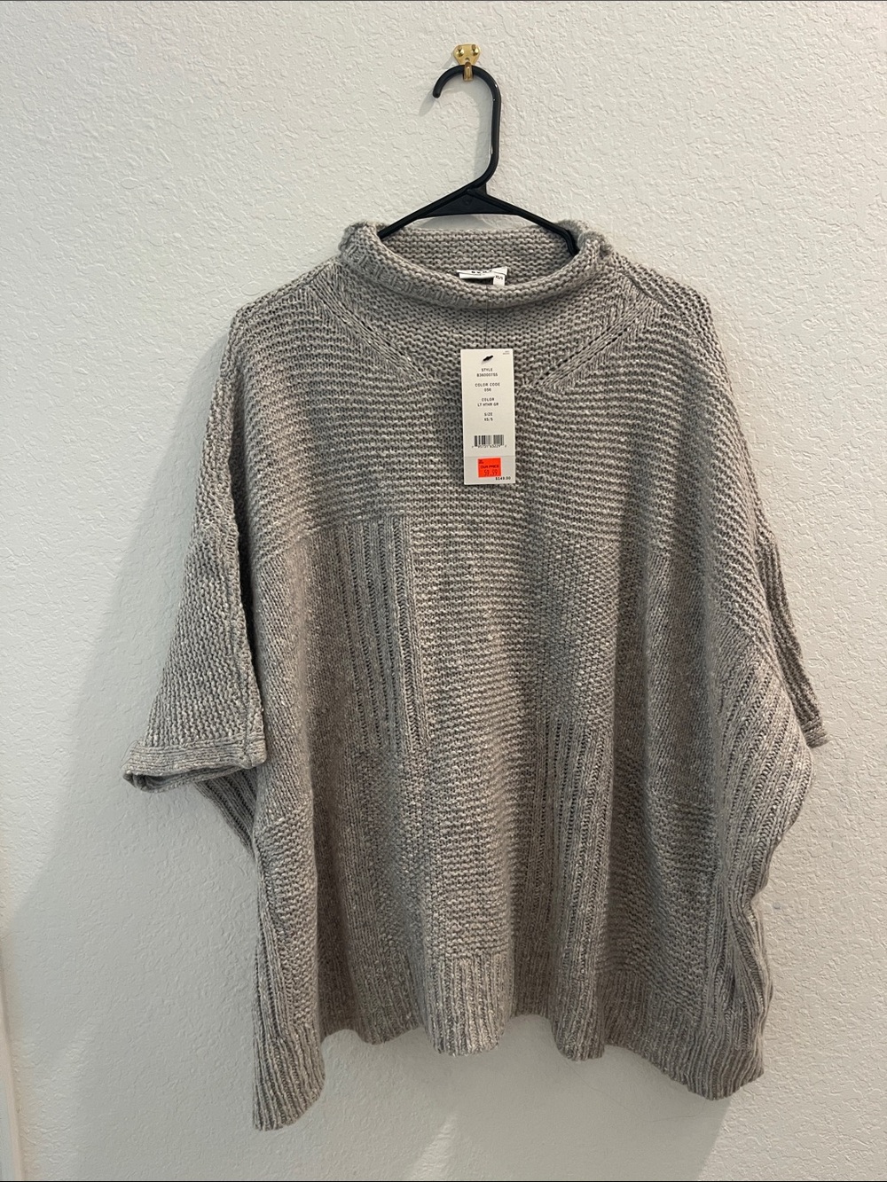 DKNY Sweater Pullover